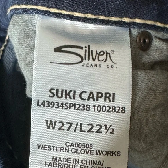 Silver Jeans Co - Suki Capri cut into shorts Size 27 - Picture 5 of 5